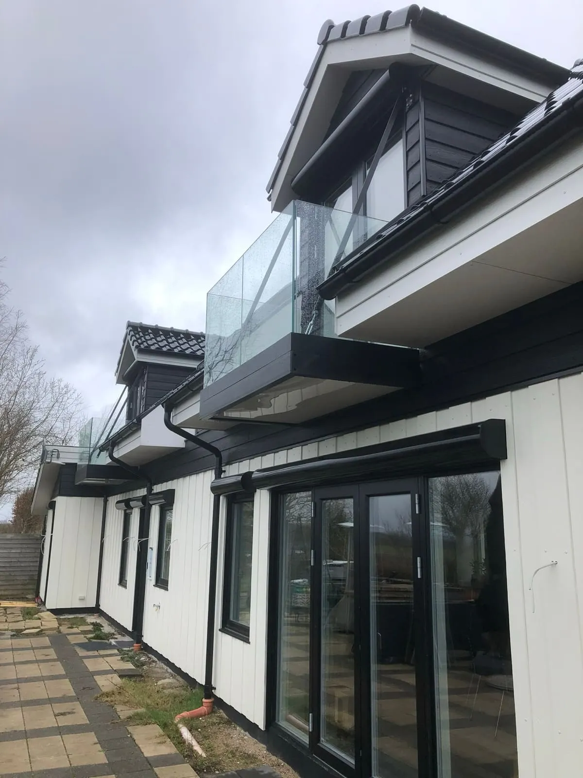 Altaner og værn på tagterrasse – billede 1